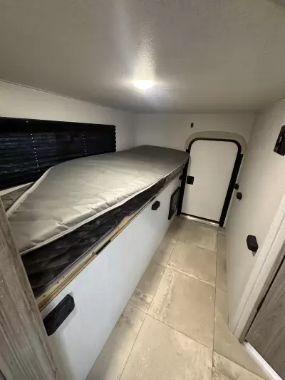 New 2024 Keystone RV Passport SL Series 229BHWE — photo 18