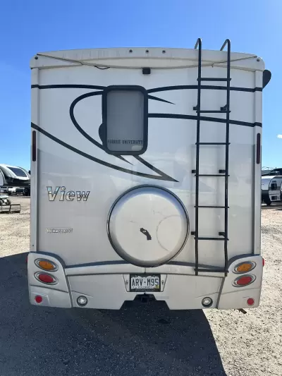 Used 2015 Winnebago View 24M — photo 7