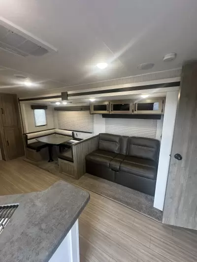 New 2022 Palomino Puma XLE Lite 30DBSC — photo 13