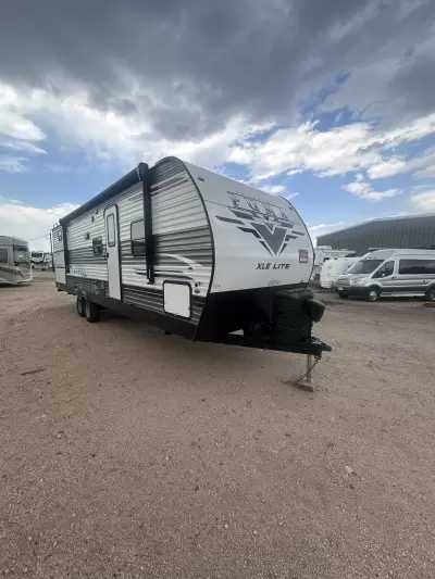 New 2022 Palomino Puma XLE Lite 30DBSC — photo 16