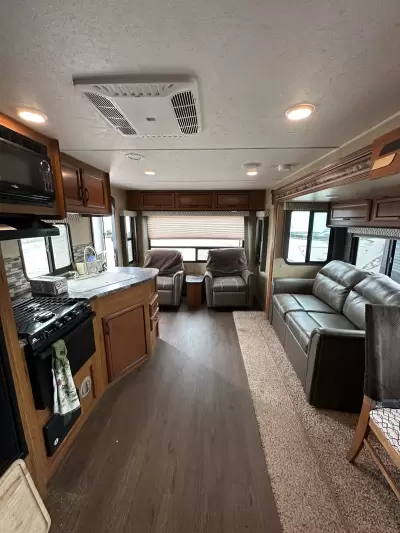 New 2017 StarCraft   Launch Ultra Lite 26 RLS — photo 10