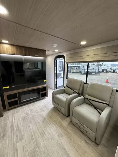 New 2026 Forest River Vibe 2600RK — photo 6