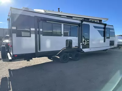 New 2026 Forest River Vibe 2800RL — photo 18
