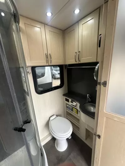New 2020 Pleasure-Way Plateau XLTD — photo 3