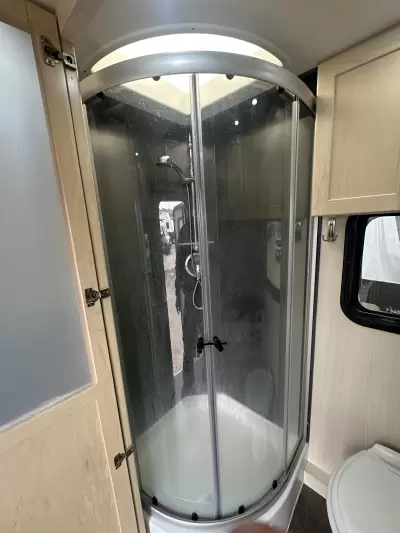 New 2020 Pleasure-Way Plateau XLTD — photo 14
